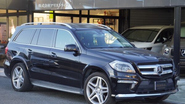 【メルセデスベンツ・GLクラス GL550 4マチック 4WD】入庫いたしました！（車検整備）